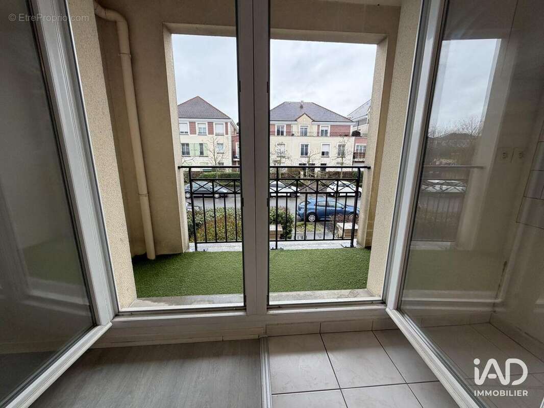 Photo 3 - Appartement à MAGNY-LE-HONGRE