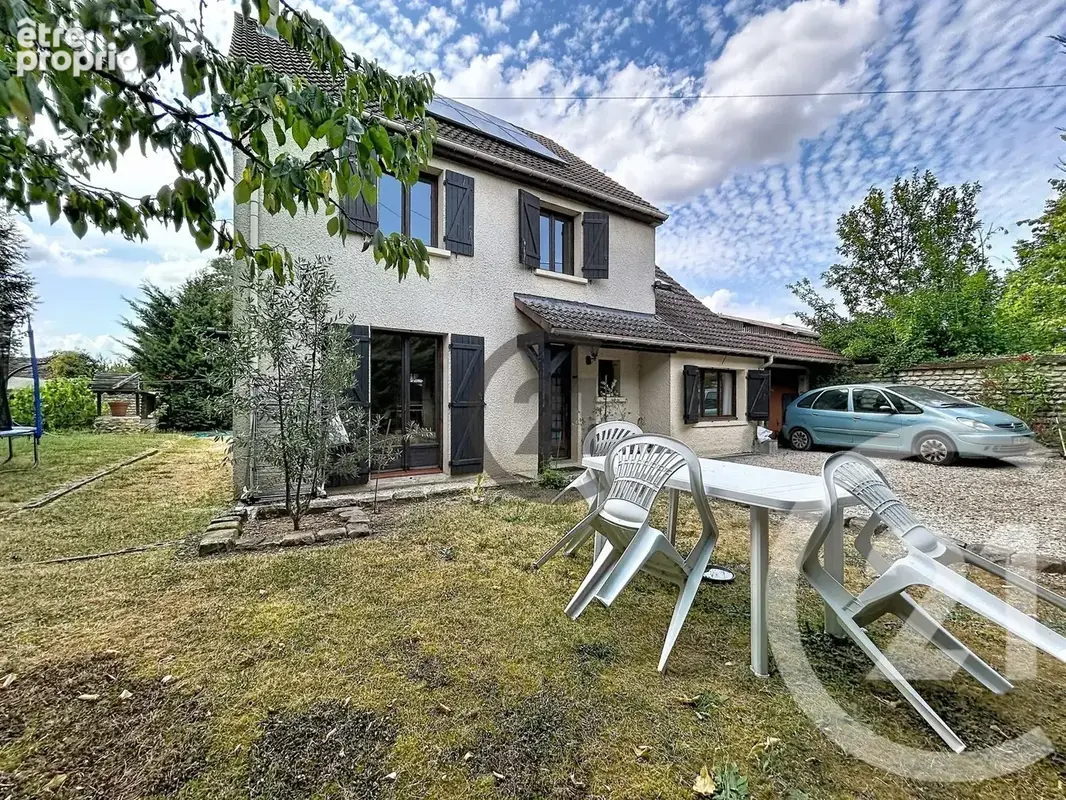 Maison à VILLEBLEVIN