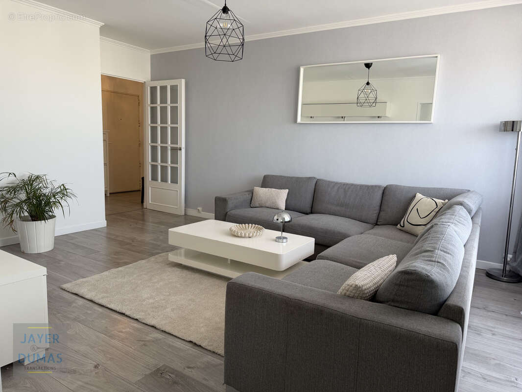 En exclusivité - chalon-sur-saone - bel appartement t4 - - photo 2