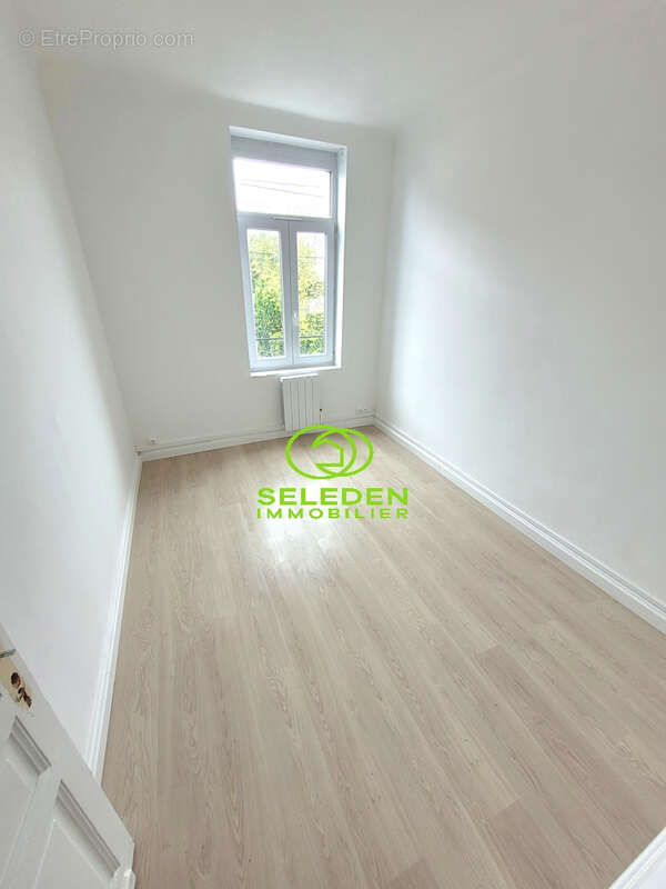 Appartement à SAINS-EN-GOHELLE