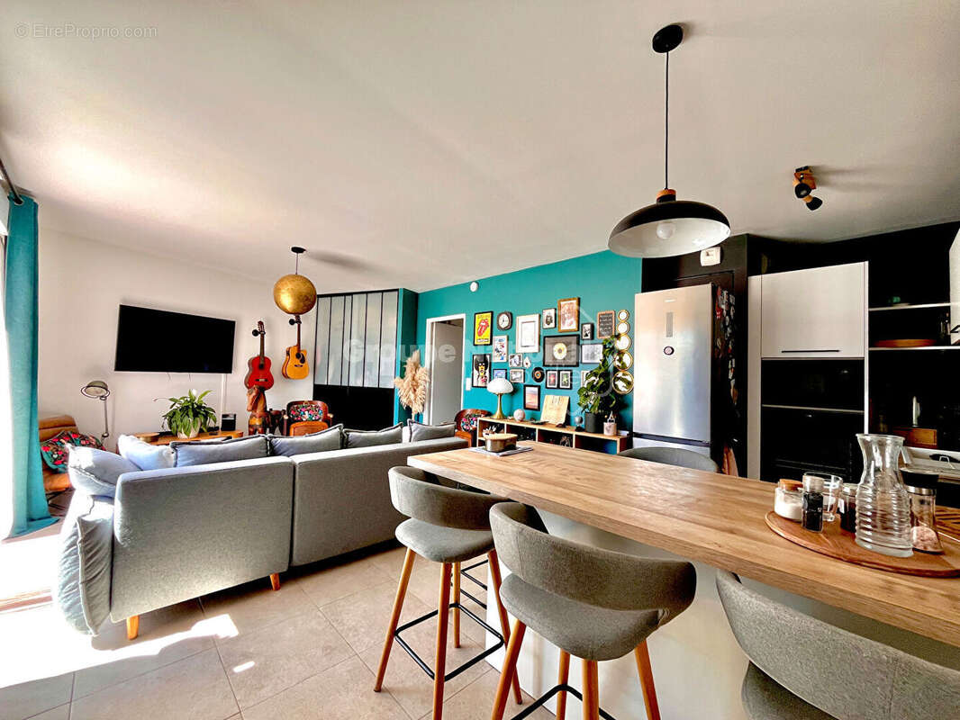 Appartement à MAILLANE