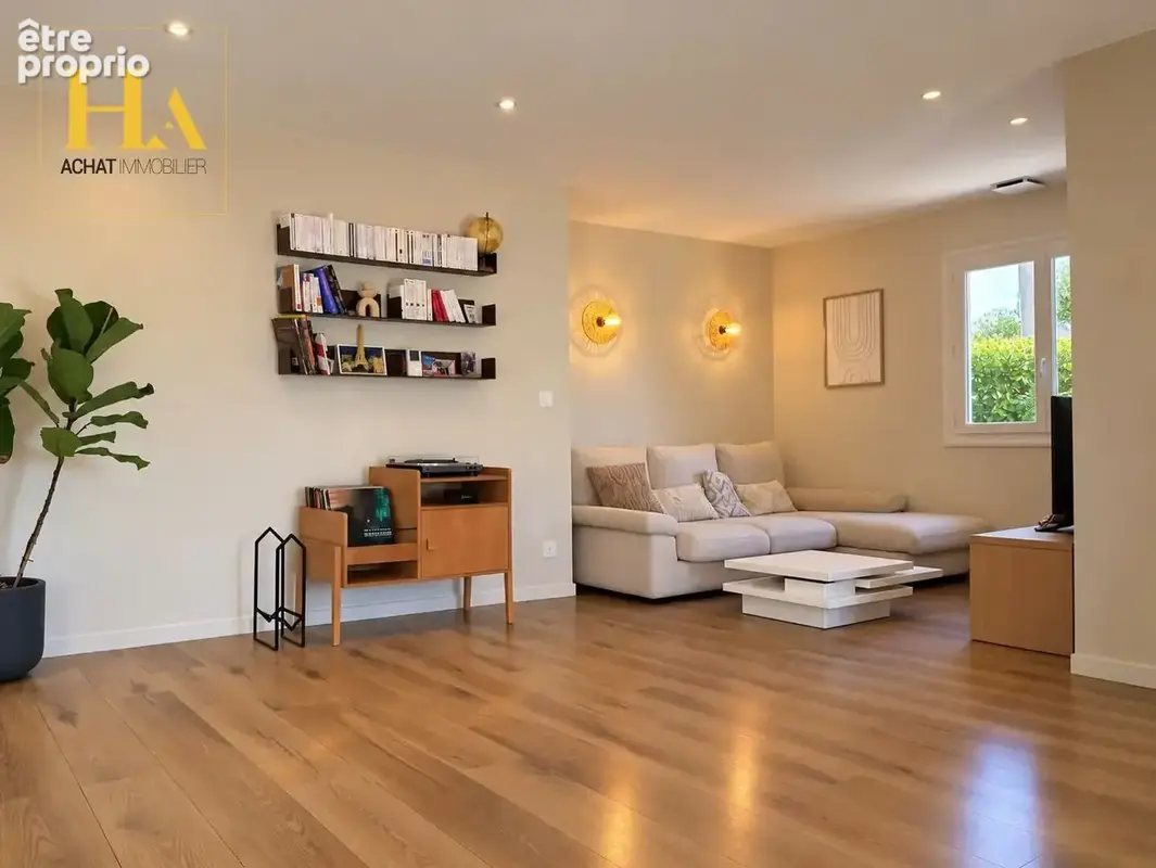 Maison rénovée plain-pied, 4 pièces, Suite parentale, Piscine, Jardin paysagé - photo 2