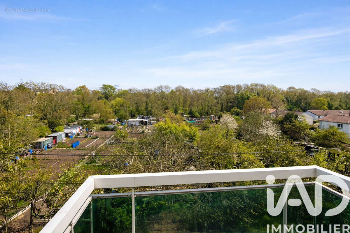 Photo 3 - Appartement à DEUIL-LA-BARRE