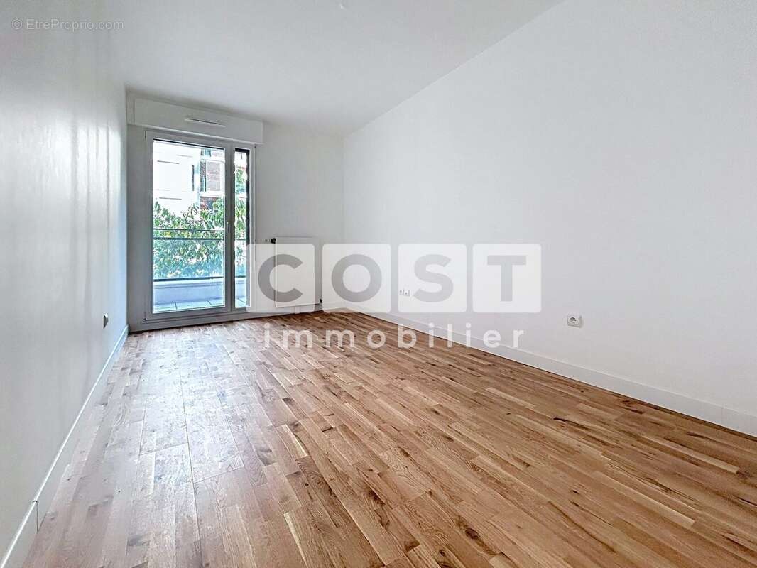 Appartement 63 m² à Colombes  - photo 5
