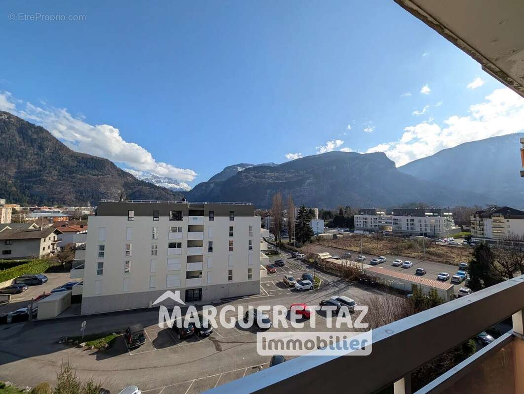 Appartement à CLUSES