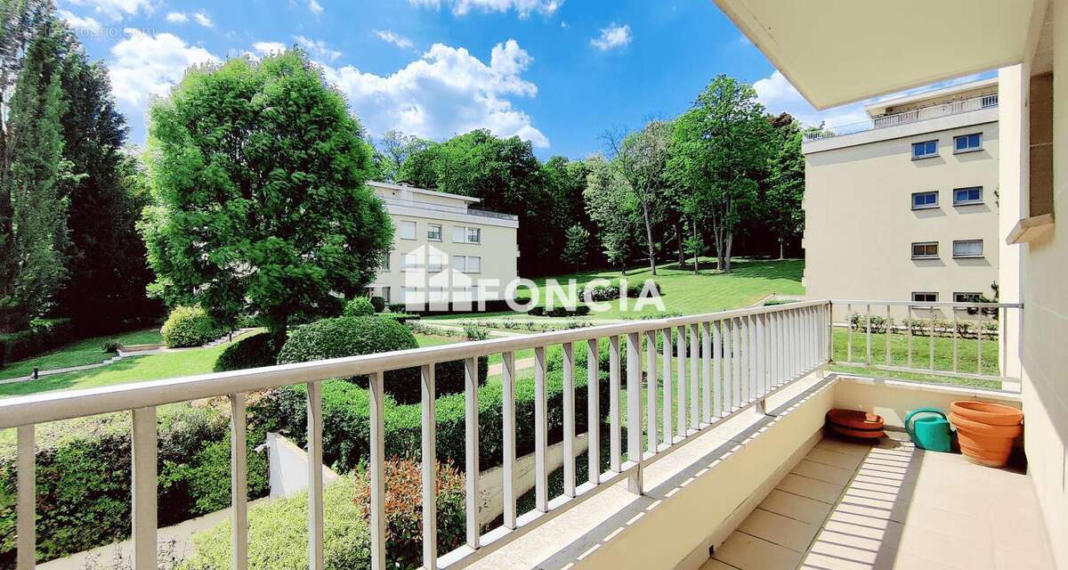 Appartement à LOUVECIENNES