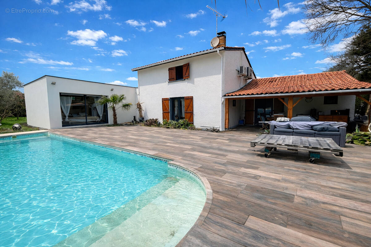 Maison à SAINTE-EULALIE