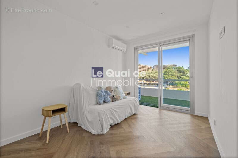 Appartement à LE CANNET