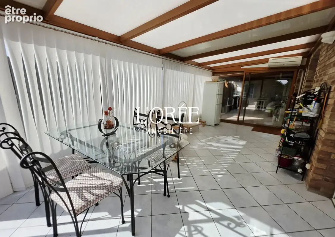 Pavillon individuel - semi plain pied - 150m2 - 4 chambres - veranda - garage - photo 7