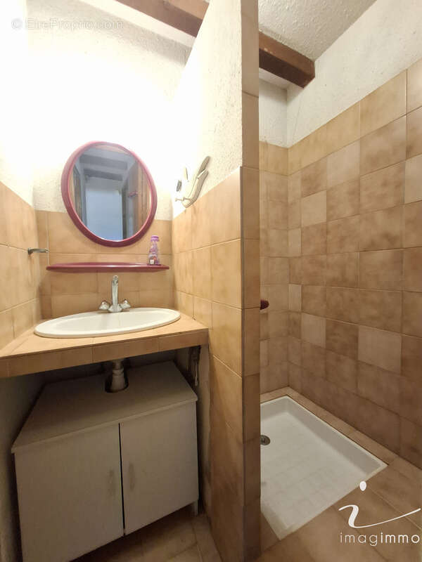 Rare maison de village de type 4 avec cours et garage de 60 m2 ! - photo 17