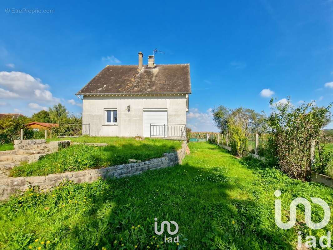 Photo 2 - Maison à GERMIGNY