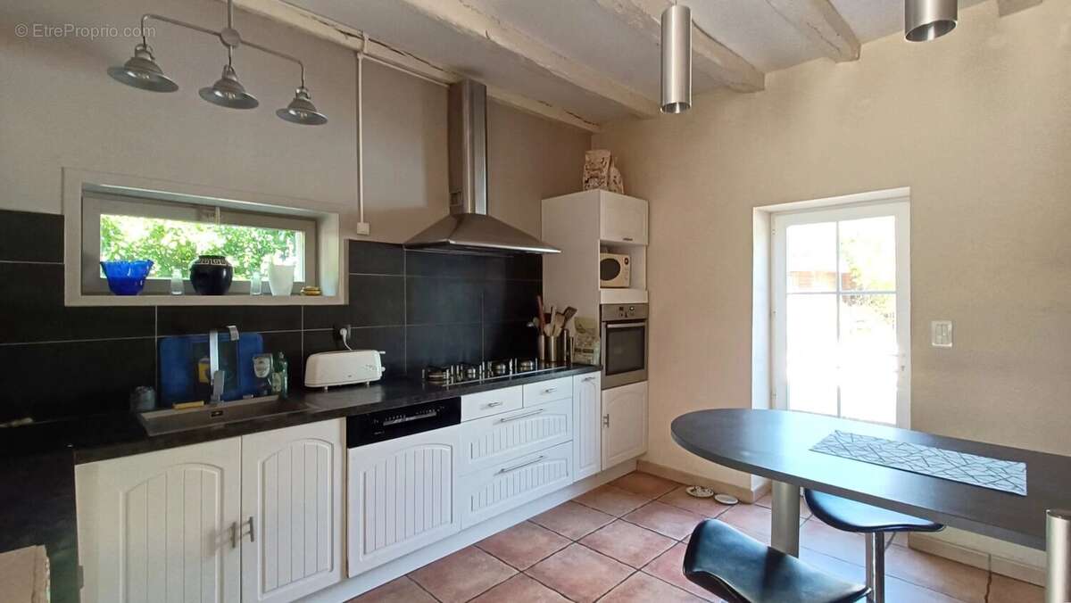 Belle maison en pierre avec piscine villiers - photo 10