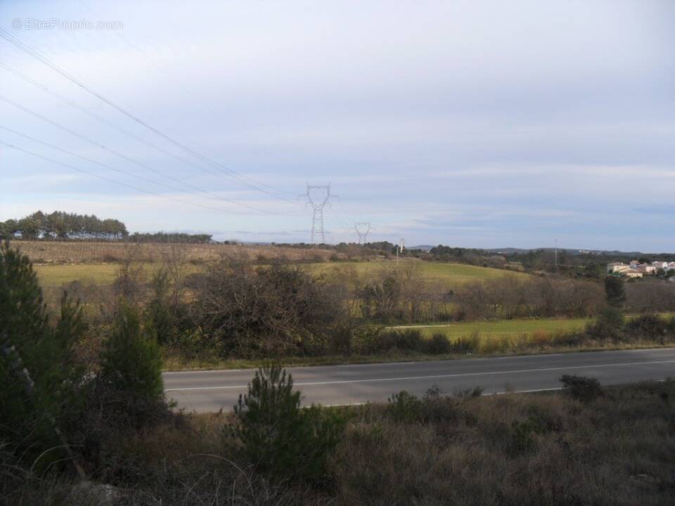 Terrain à AIMARGUES