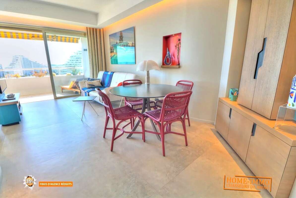 Appartement à VILLENEUVE-LOUBET