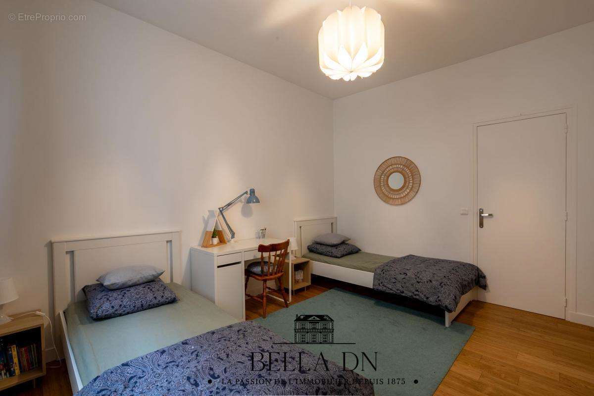 Appartement à ASNIERES-SUR-SEINE