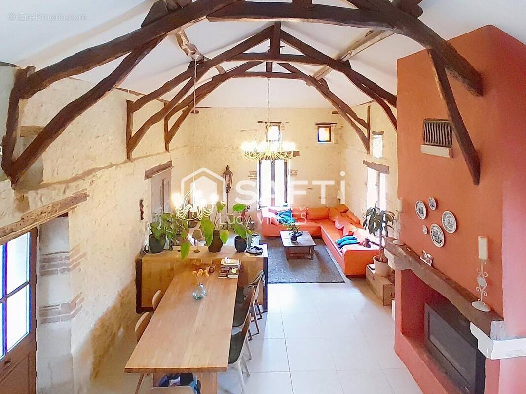 Photo 1 - Maison à MAUROUX