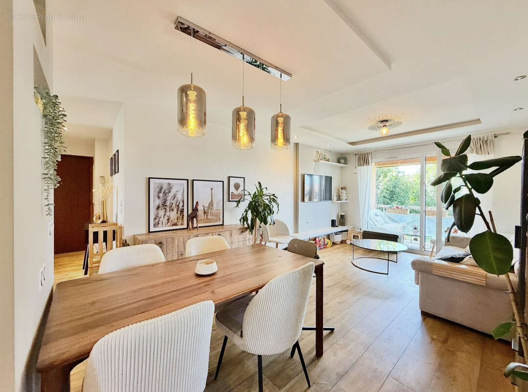 Appartement à DOUVAINE