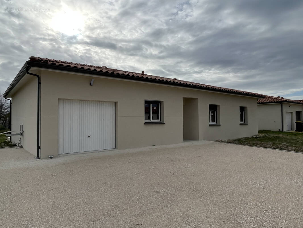 Maison à LA VILLE-DIEU-DU-TEMPLE