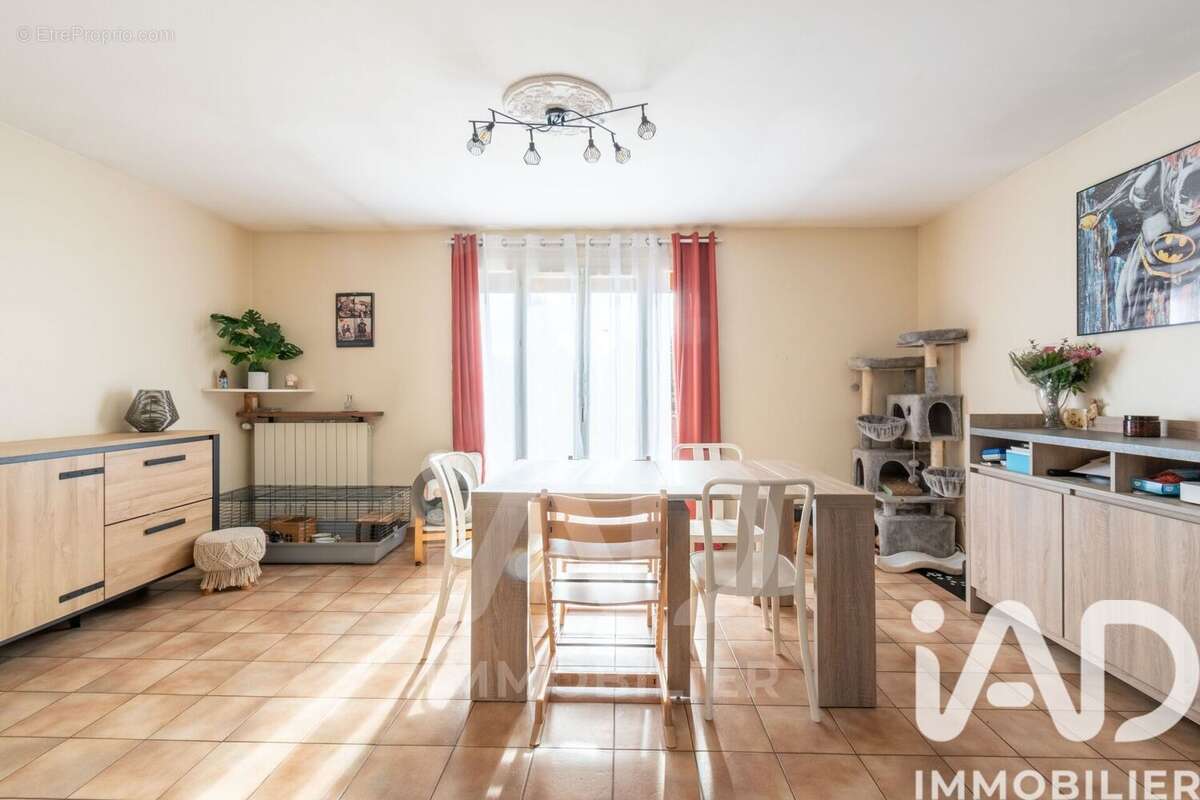 Photo 6 - Maison à EPONE