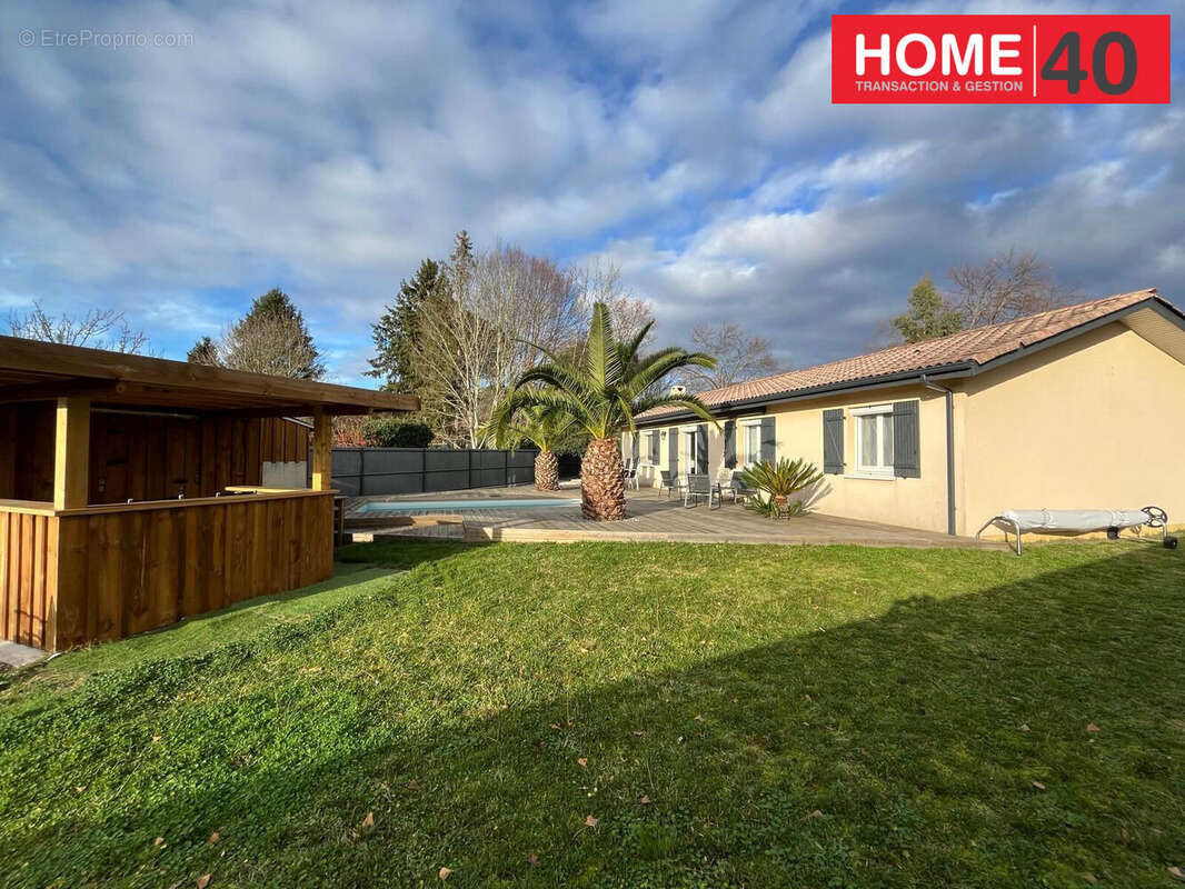 Maison à PARENTIS-EN-BORN