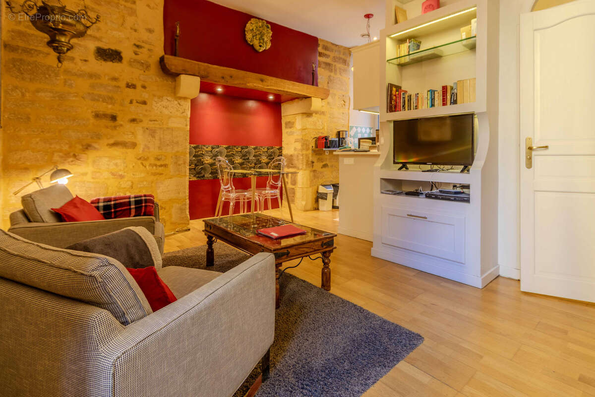 Appartement à SARLAT-LA-CANEDA