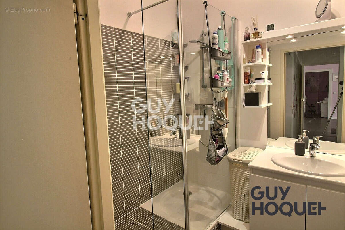 Appartement à LIMEIL-BREVANNES