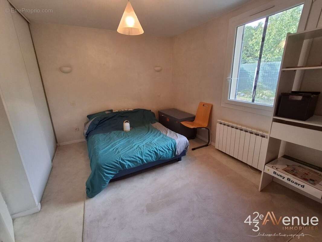 Maison 101 m² à Saint-Just-Saint-Rambert  - photo 5