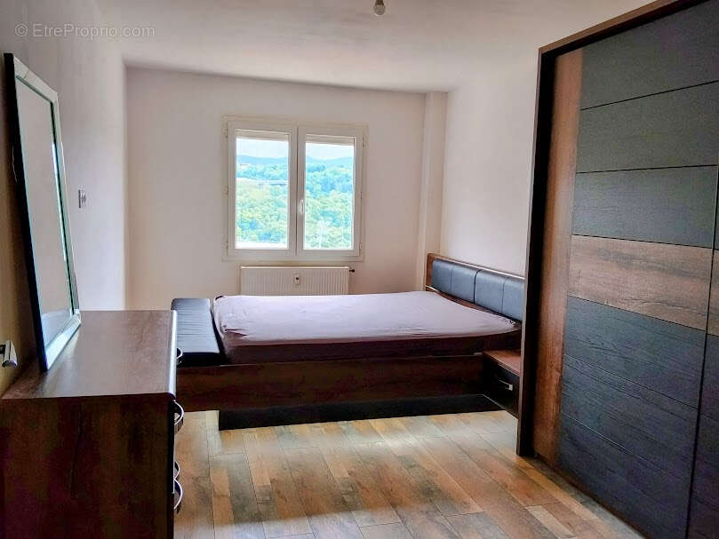 Appartement T3 Valserhône - photo 4