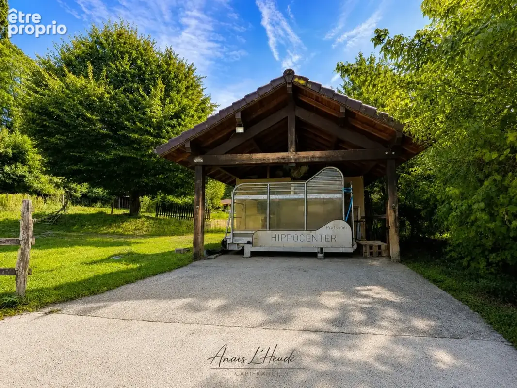 Propriété d’exception – près de 300 m² – 2,7 hectares – installations equestres - logements independants - photo 17