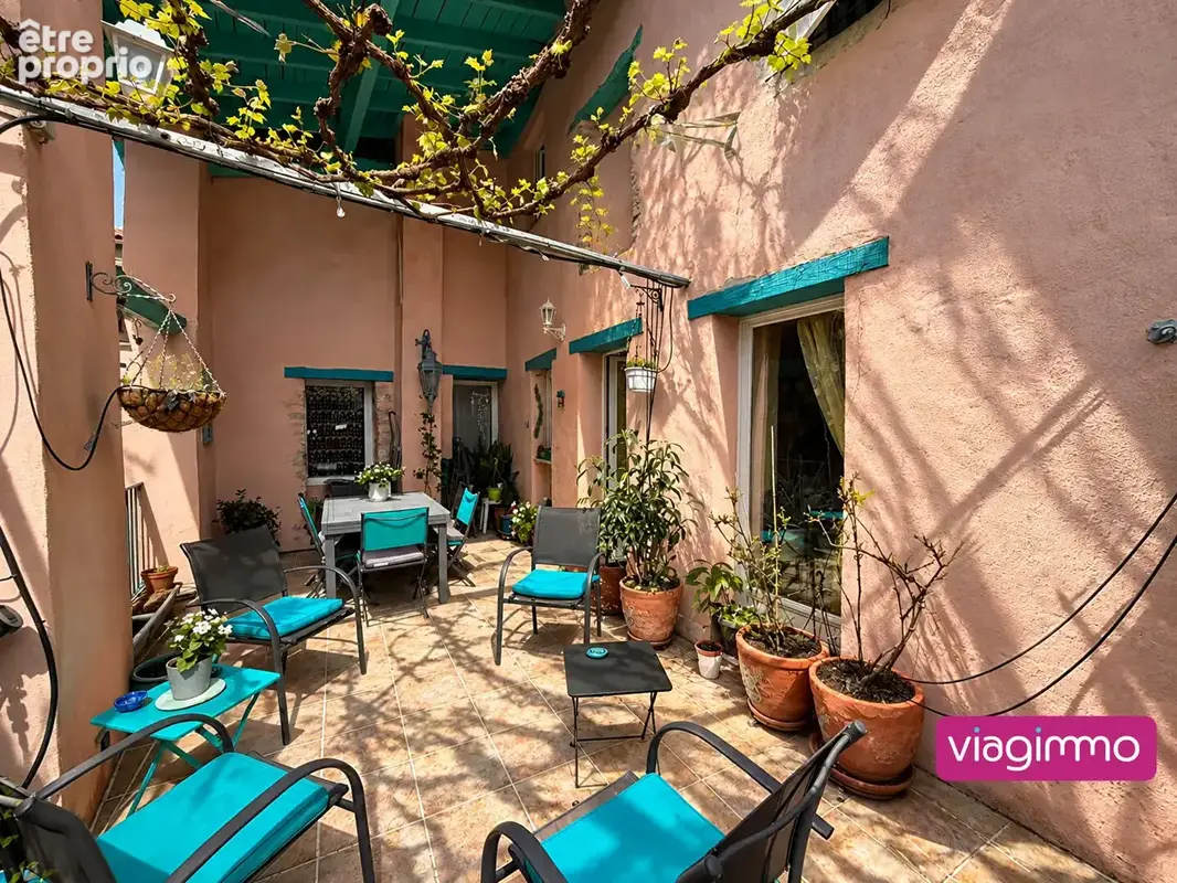 Maison de village en viager occupé - terrasse - garage - photo 1
