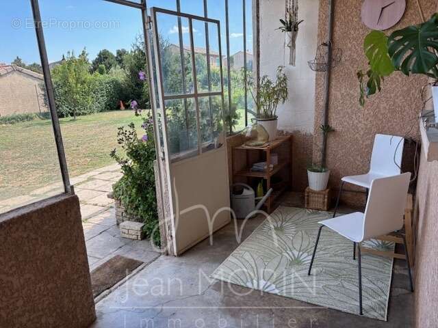 Maison à ETOILE-SUR-RHONE