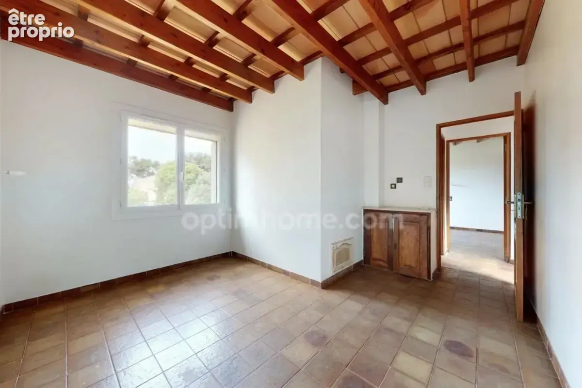 MARTIGUES (13) : à vendre Maison 4 chambres, 1 bureau, 2 appartements T3 et T4, garage sur terrain 859m² - photo 16