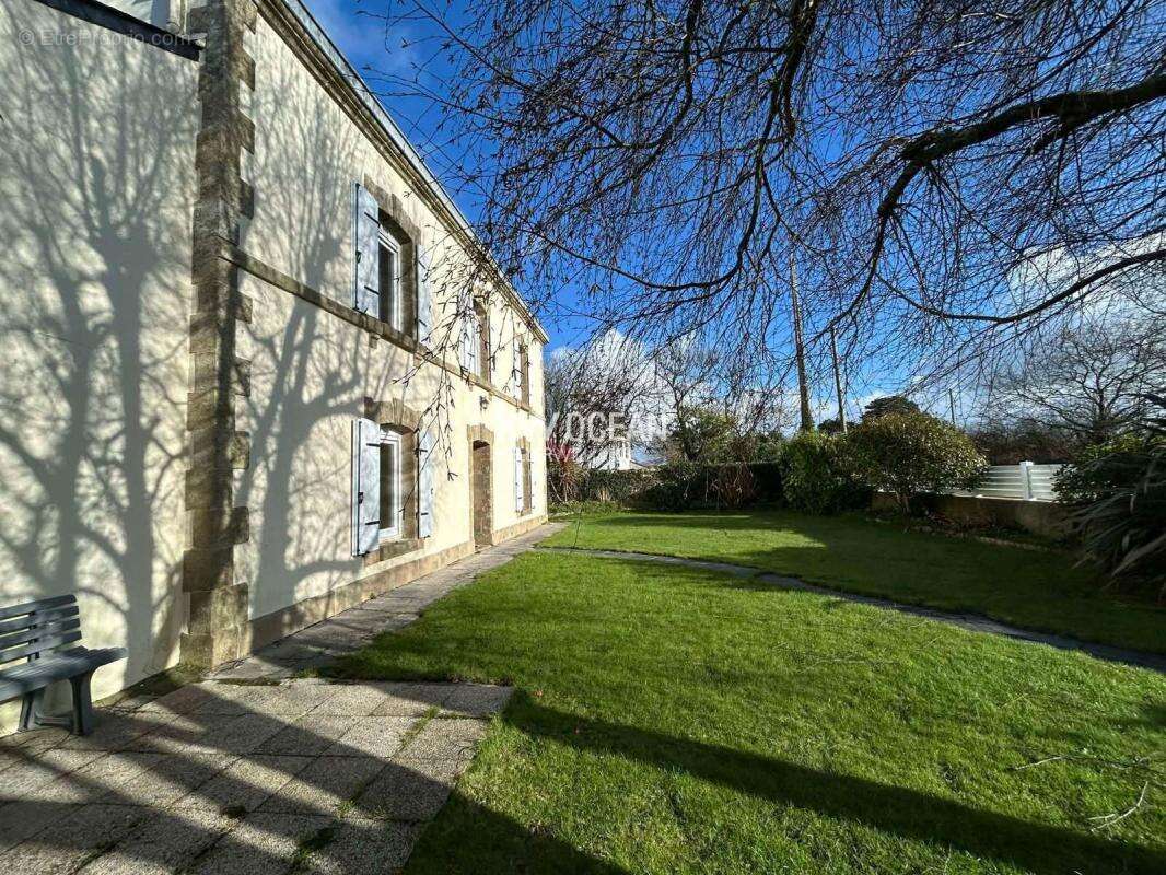 Maison à BEUZEC-CAP-SIZUN