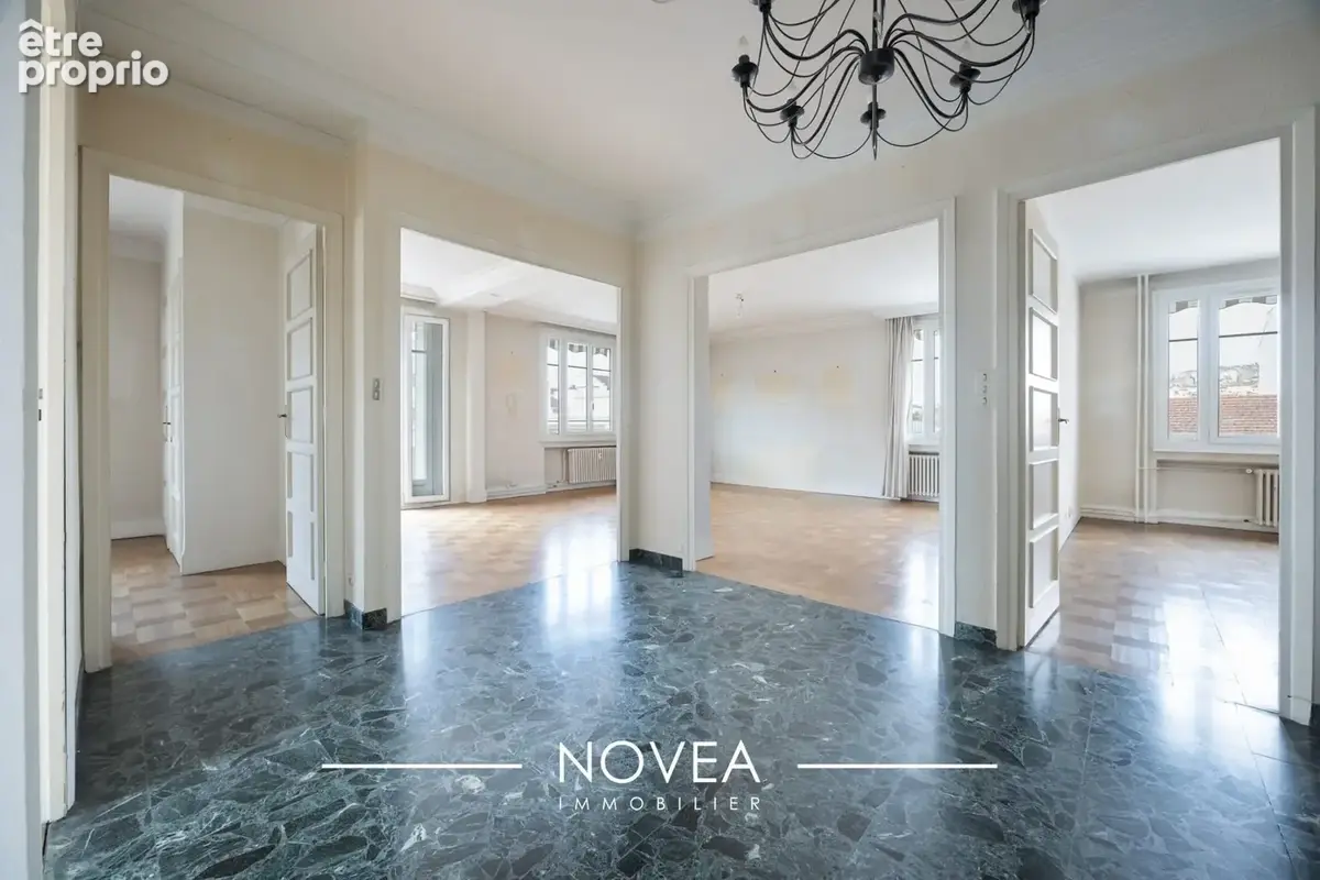 Appartement à LYON-6E