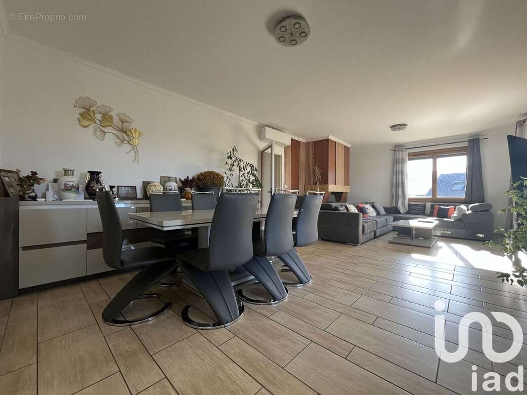 Photo 9 - Maison à MONTRODAT