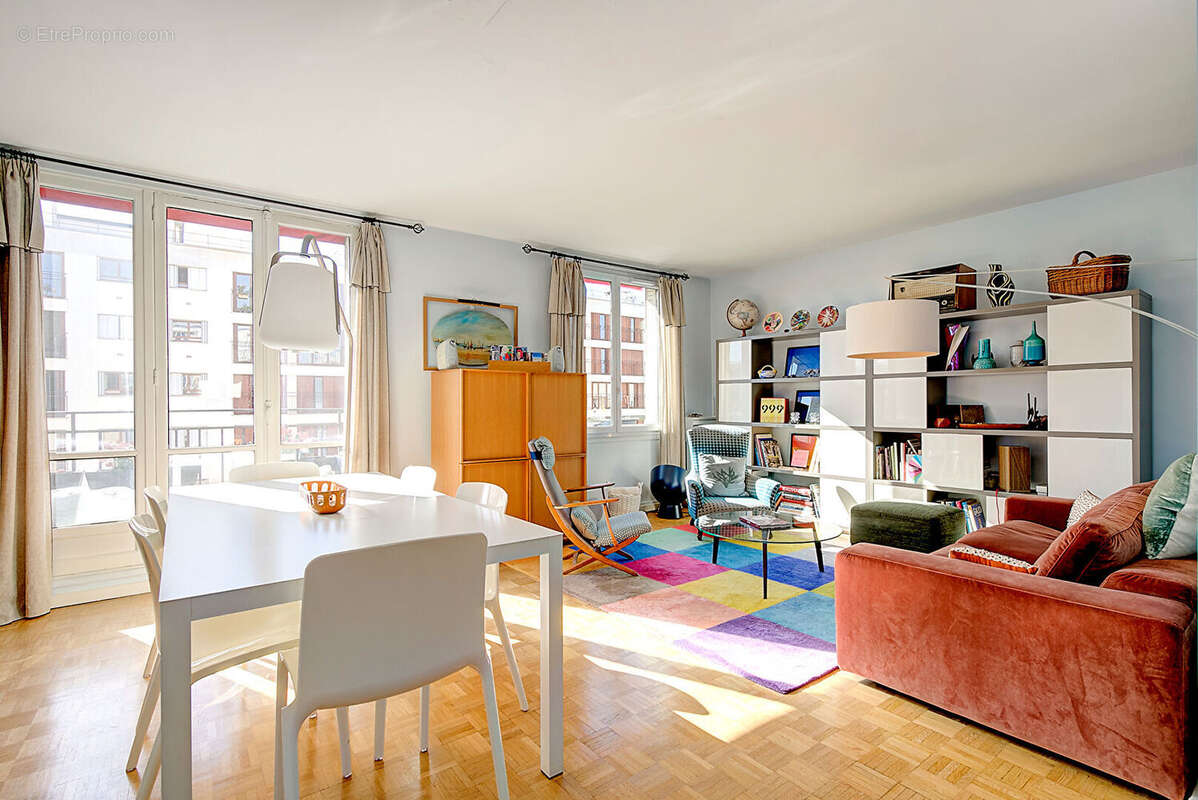 Appartement à PARIS-11E