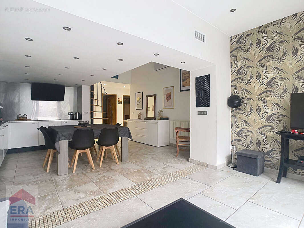 Appartement à MARSEILLE-14E