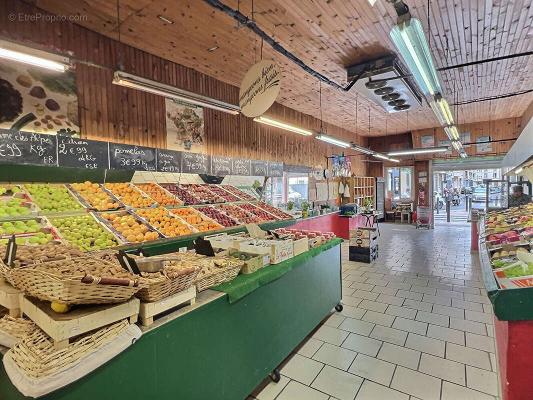 Autre à MARSEILLE-4E