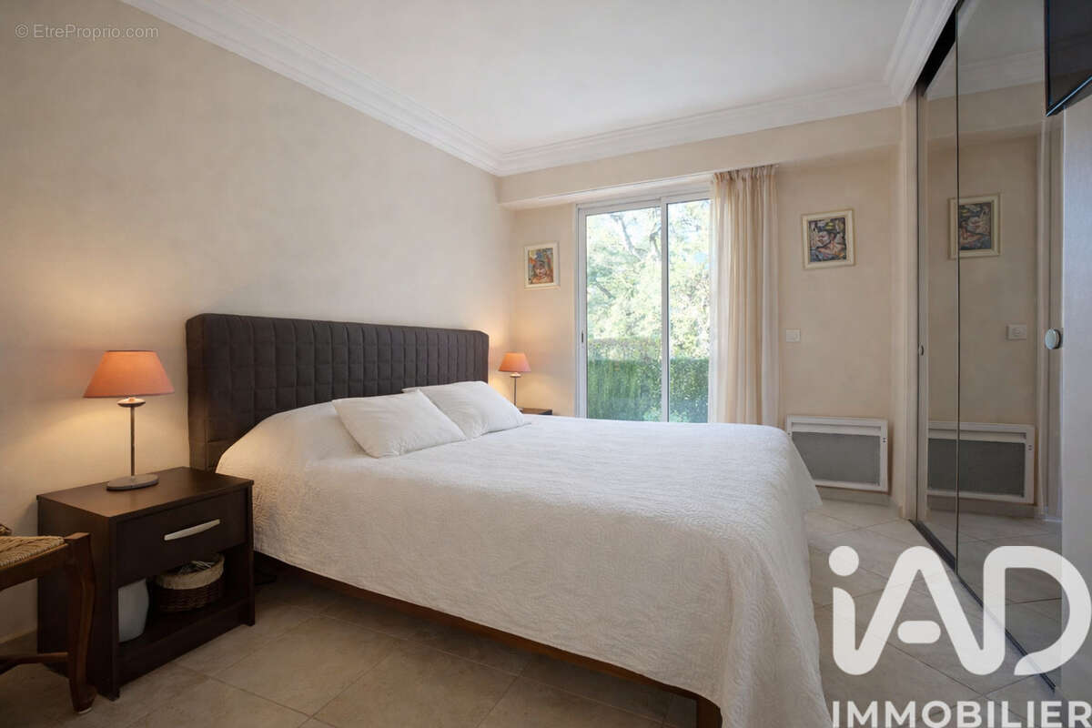 Photo 8 - Appartement à MANDELIEU-LA-NAPOULE