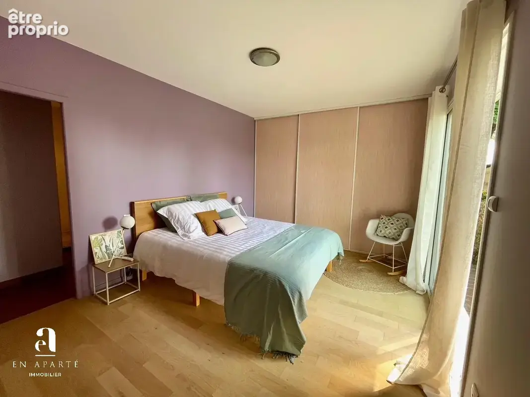 Chaponost -  maison de 200 m2 sur un  terrain de 1500m2 avec vue et  piscine - photo 14