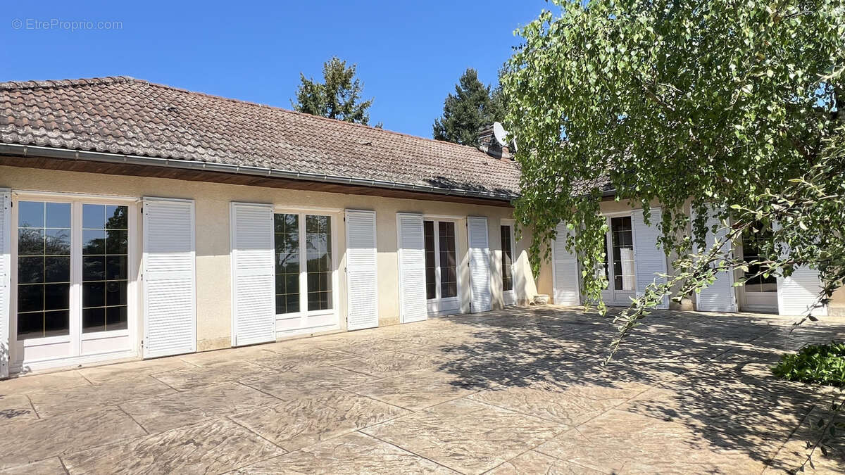 Maison à LADOIX-SERRIGNY