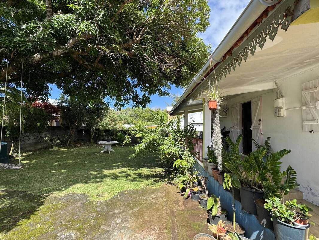 Maison à SAINT-PHILIPPE