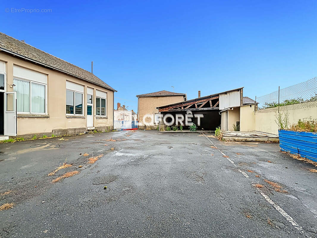 Maison Cerqueux Sous Passavant 6 pièce(s) 200 m2 - photo 3