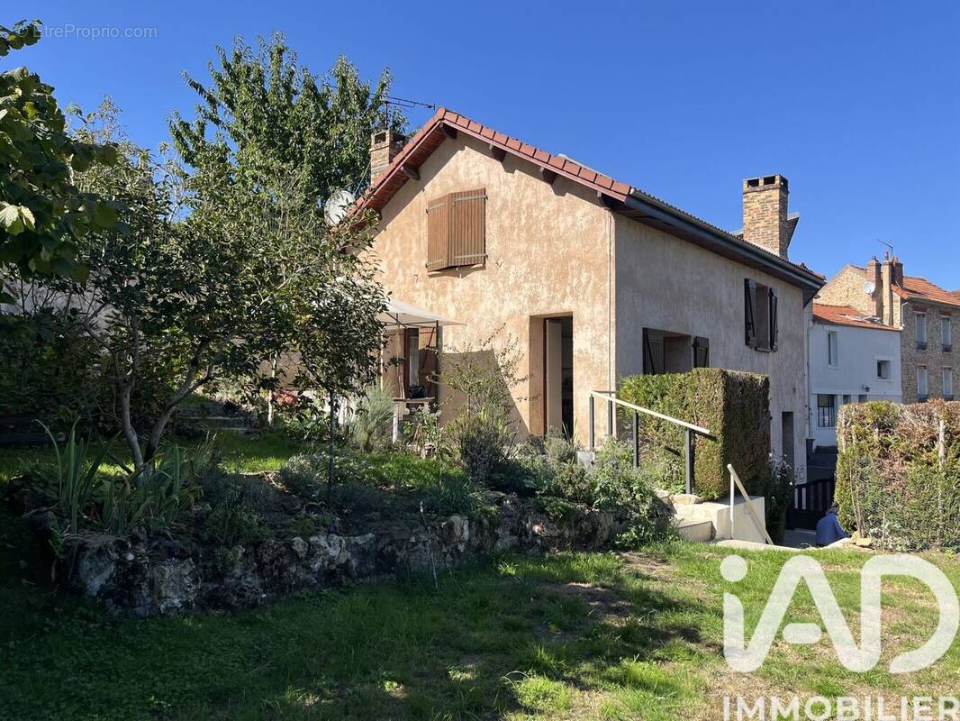 Photo 1 - Maison à VILLEBON-SUR-YVETTE