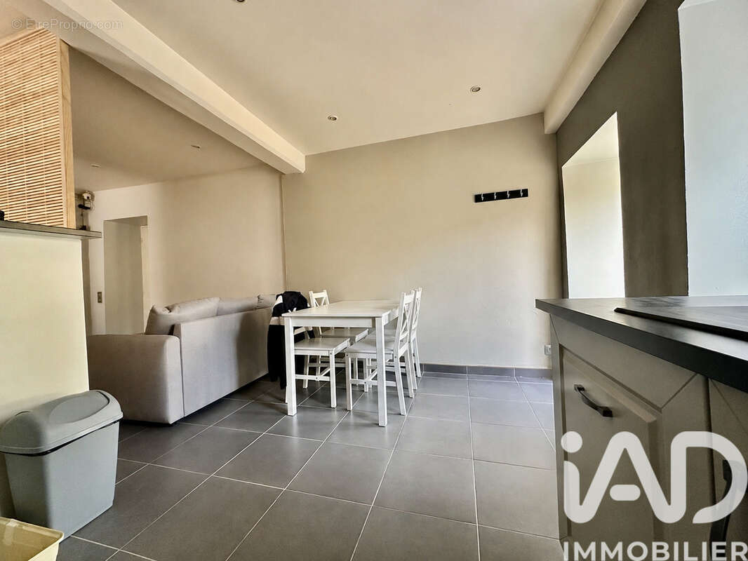 Photo 2 - Appartement à SAINT-CHERON