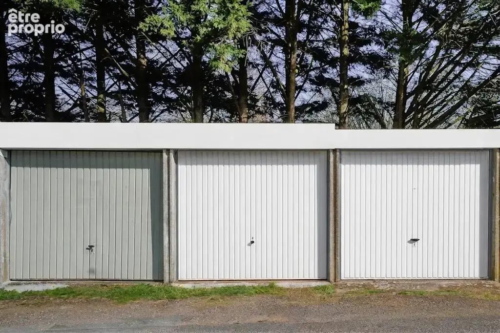 Photo Parking à Tours au prix de 18 000€