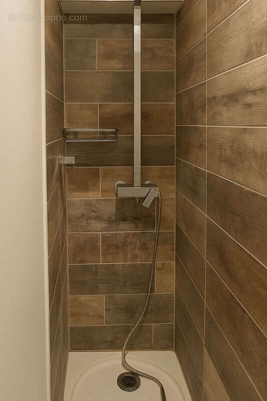 Appartement à THEZAN-LES-BEZIERS