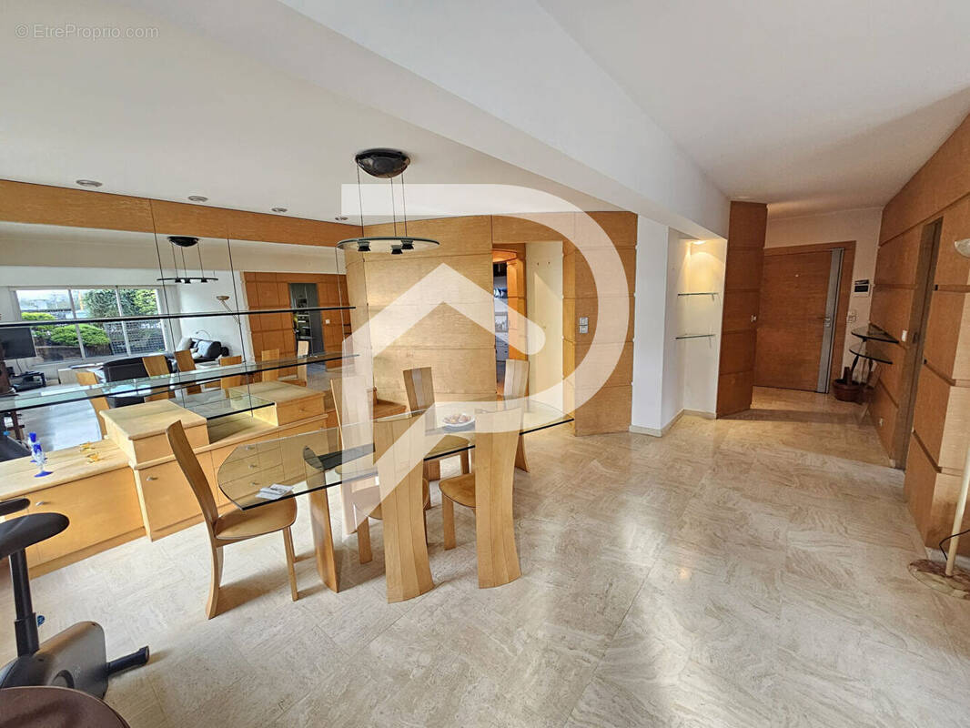 Appartement à SAINT-MAURICE