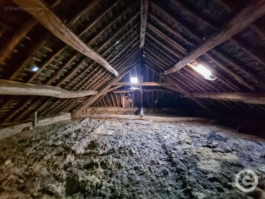 Maison 5 pièces 143m2 à rénover proche Vézelay - photo 19