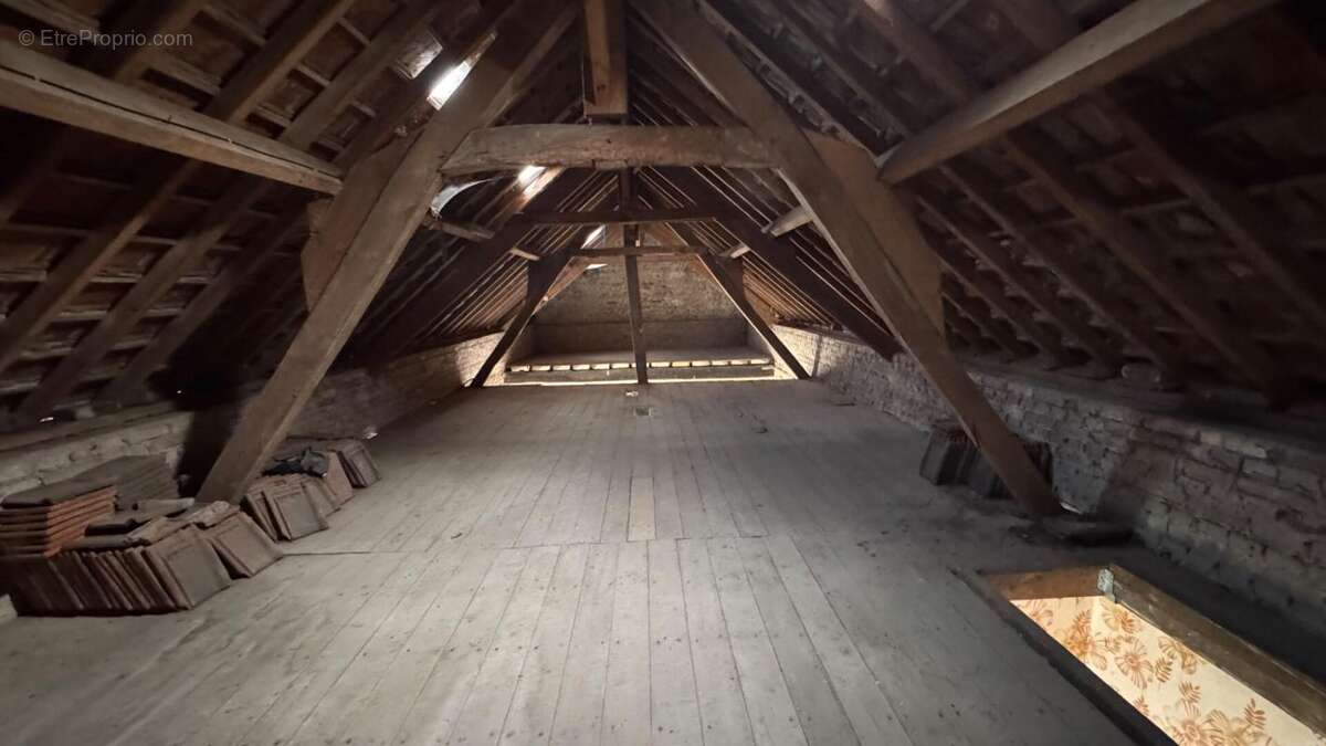 Maison à HALLENCOURT